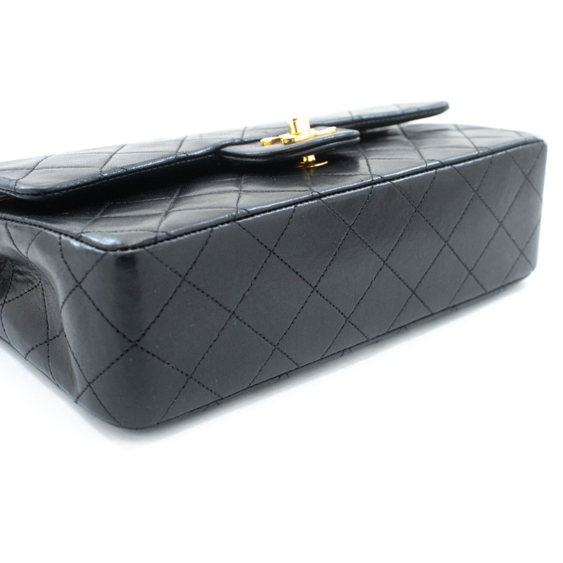 【日本直送】香奈兒經典雙蓋9吋鏈條單肩背包，黑色羊皮-3