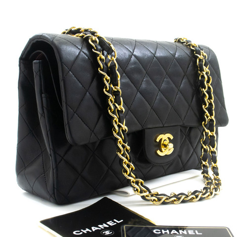 香奈兒經典雙蓋10吋鏈條單肩背包，黑色羊皮