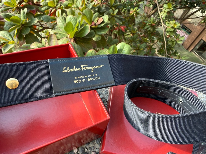 二手絕版Ferragamo深藍色蝴蝶結金屬logo緞帶拚皮革腰封腰帶Vintage皮帶-3