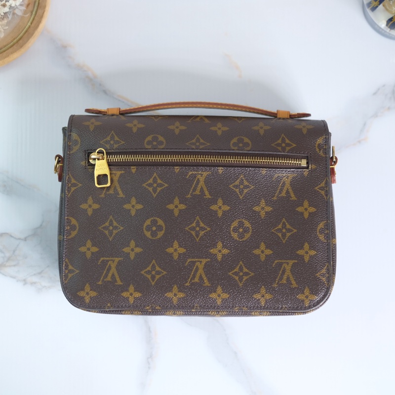 Louis Vuitton Métis 郵差包-6