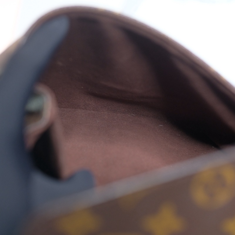 Louis Vuitton Métis 郵差包-15