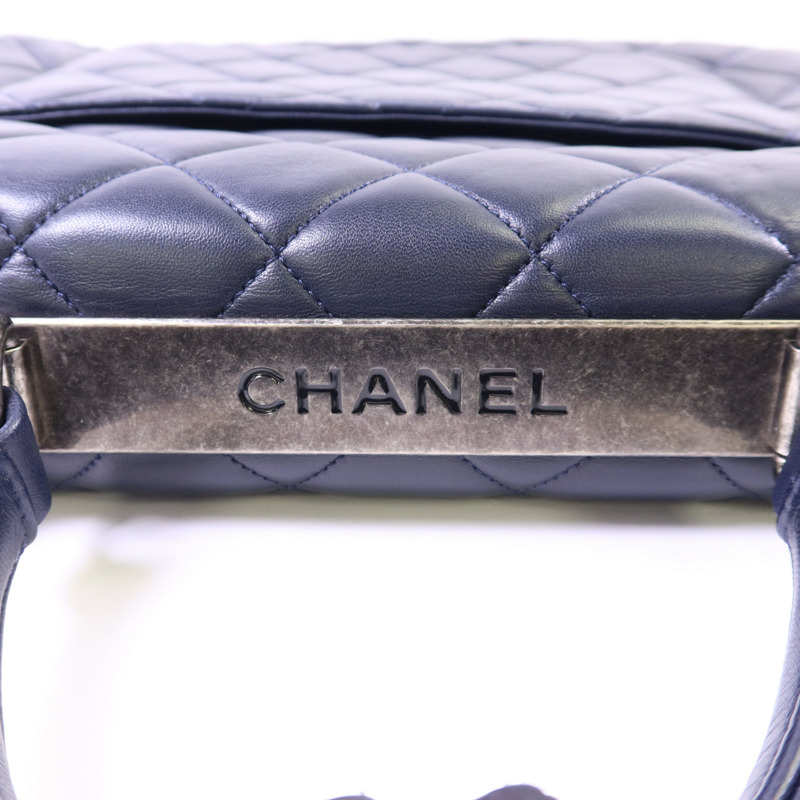 CHANEL 羊皮皮革Large Trendy CC銀扣鏈帶手挽肩背兩用袋-10