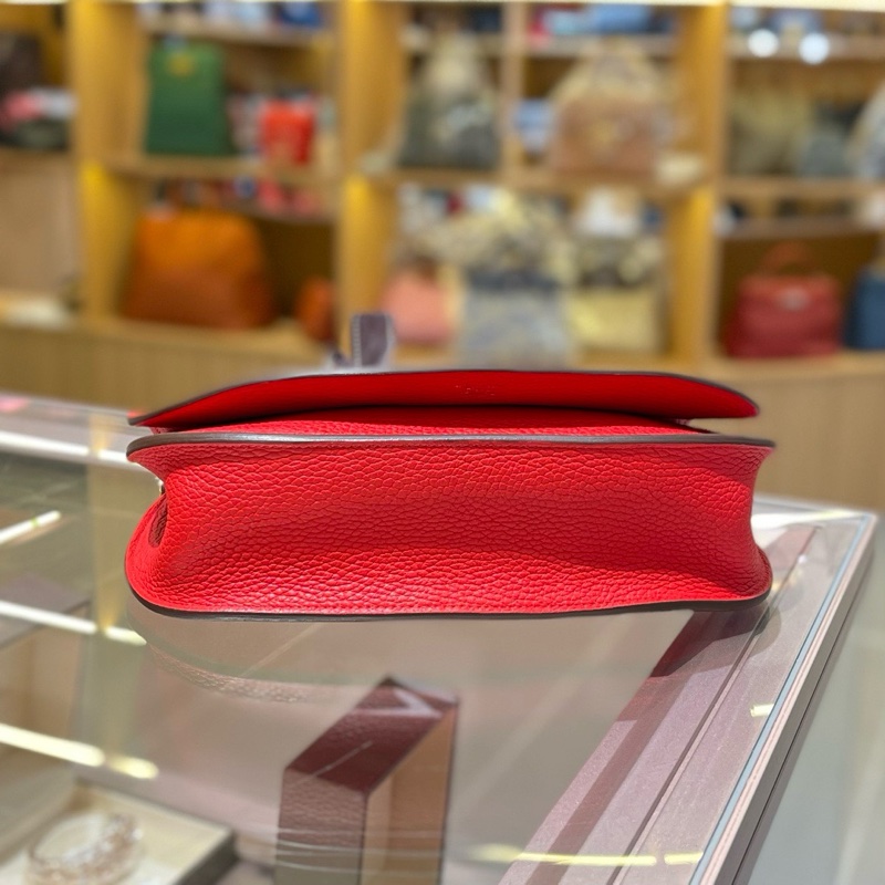 HERMES爱马仕Sac Saut 25 红色金扣斜挎包-4