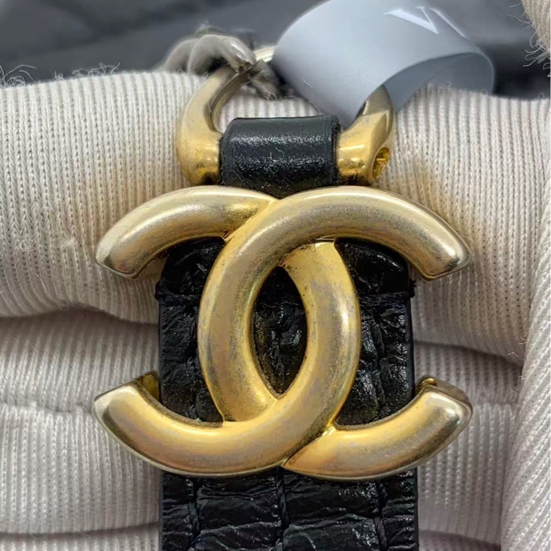 二手Chanel香奈兒手包黑色v紋，鐳射26開-10
