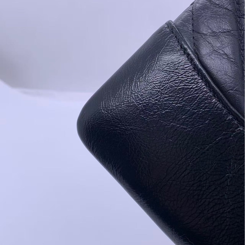 二手Chanel香奈兒手包黑色v紋，鐳射26開-11