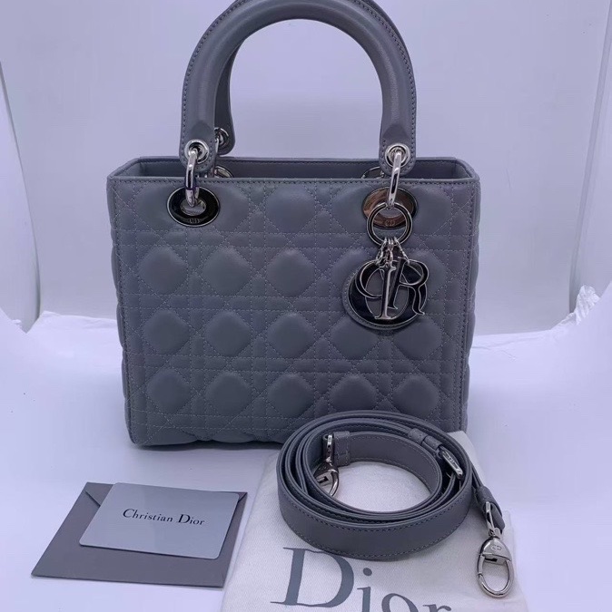 二手Dior五格灰色羊皮銀扣戴妃包，邊角輕微磨損，內里有輕微髒，五金有輕微划痕-0