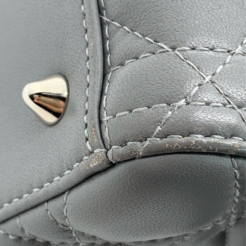 二手Dior五格灰色羊皮銀扣戴妃包，邊角輕微磨損，內里有輕微髒，五金有輕微划痕-9