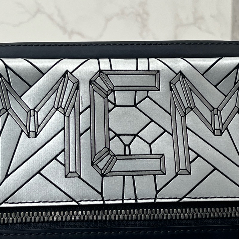 💗香緹國際精品💗 756 MCM 黑銀手拿包 化妝包-6