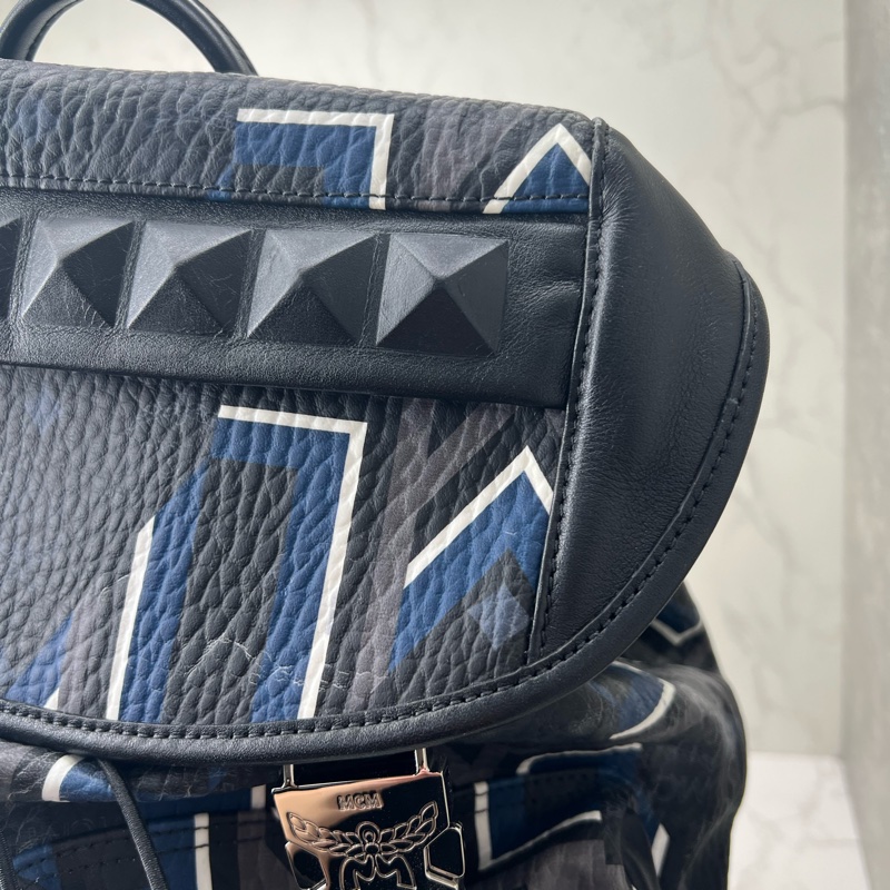 💗香緹國際精品💗 758 MCM 藍黑後背包-9