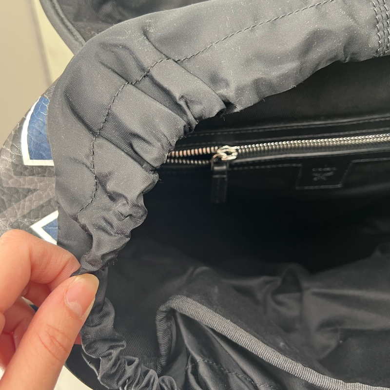 💗香緹國際精品💗 758 MCM 藍黑後背包-12