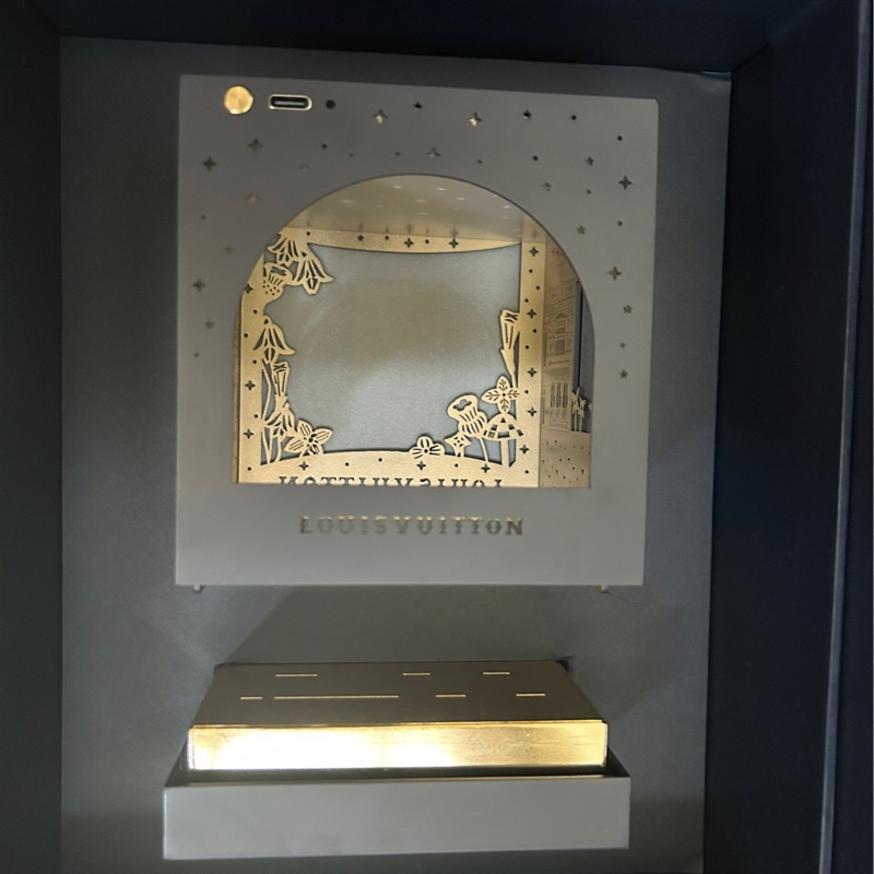 LV26(立體金屬層次光影小夜燈Vic禮👩🏻‍🦰金屬材質超有份量；適合居家擺設、新年送禮首選！👍-3