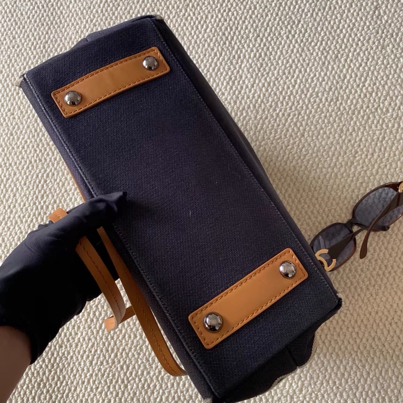 Chanel • 海軍藍白條紋沙灘包 全網最低-2