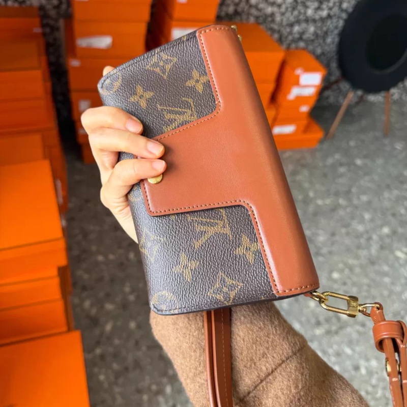 Lv 鏈條鎖頭包 焦糖色-2