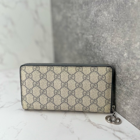 💗香緹國際精品💗 759 Gucci 拉鍊長夾