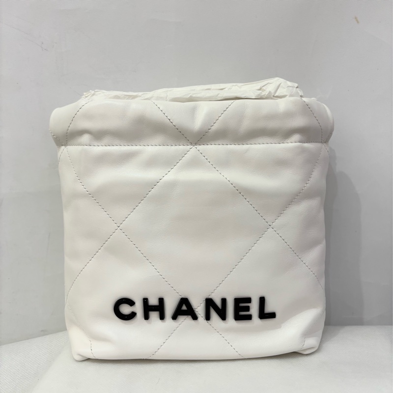 Chanel 22 mini bag-1