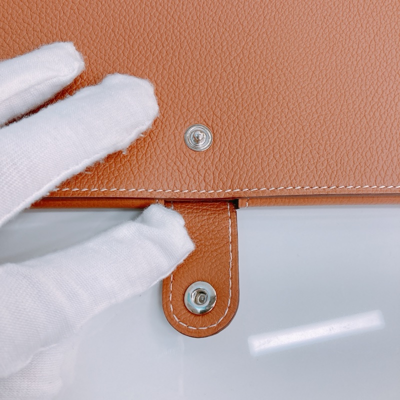 MS0496 HERMES 愛馬仕接蓋式啪鈕大號銀包PORTE-CARTE R.M.S LARGE WALLET-16