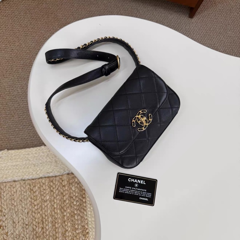 Chanel • 19 Bag 黑金羊皮腰包-1