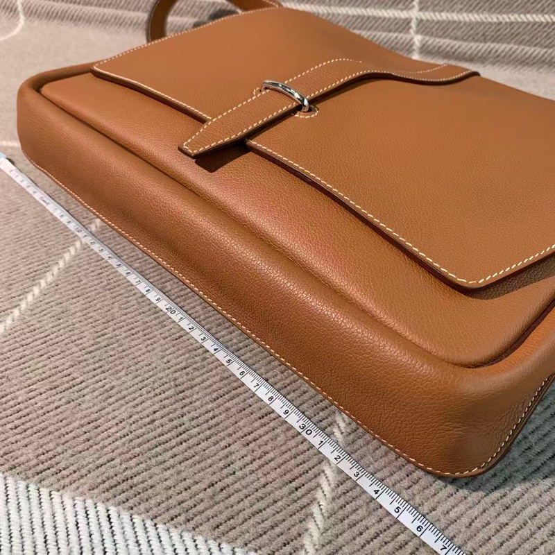 HERMES愛馬steve light junior斜挎包男款D 刻，尺寸:27×34-13