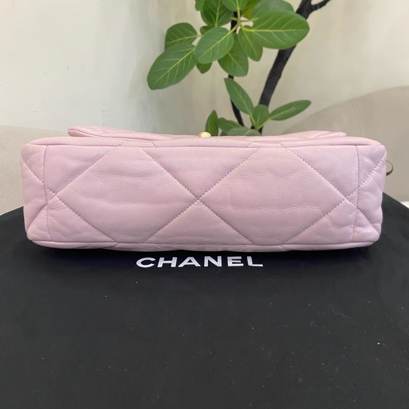 Chanel • 19 Bag 櫻花粉羊皮 金釦 中號-8