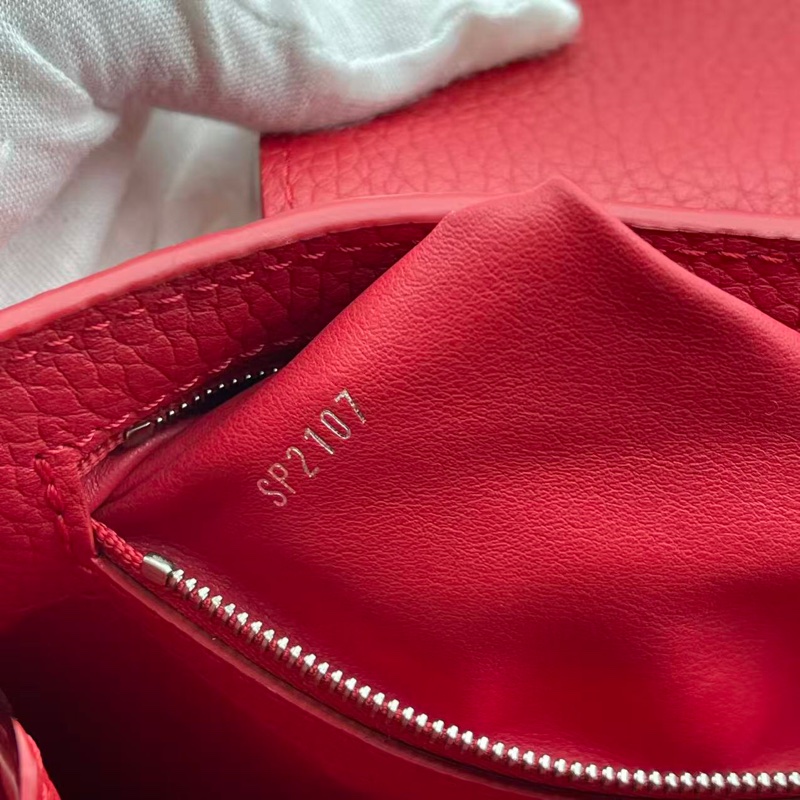 99新Lv capucines紅色小號手提包-7