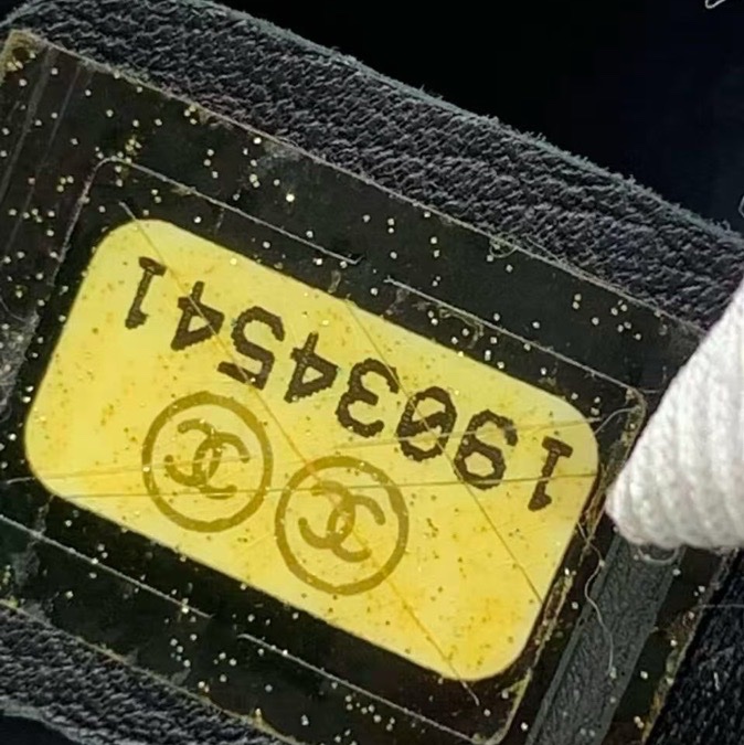 二手Chanel香奈兒GST黑銀單肩包，鐳射19開，邊角有磨損，形狀如圖，五金有氧化划痕-5