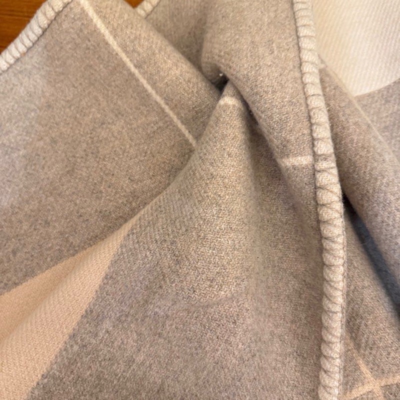 愛馬仕大毯子 超級優惠 超好看奶茶色-3