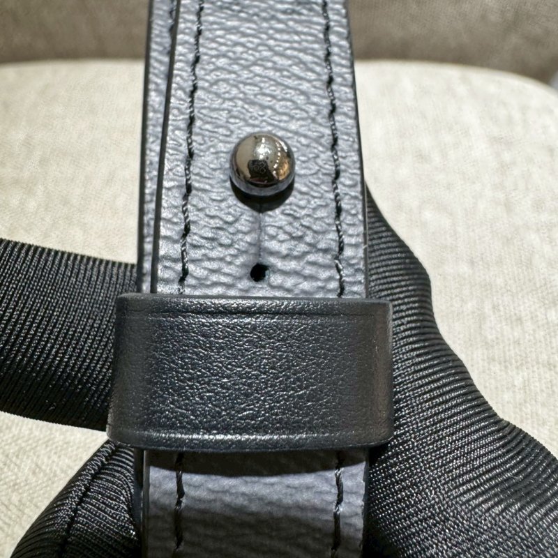 LV Keepall XS黑武士單肩包-12