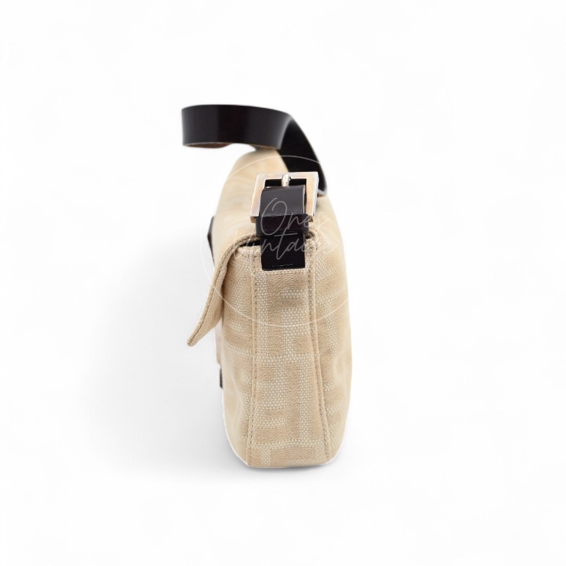 中古 Fendi Zucca Baguette 經典米白象牙色帆布法棍包-1
