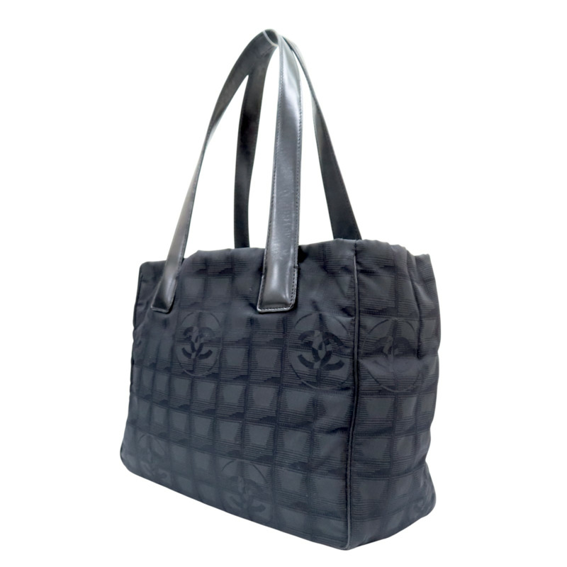 黑色尼龍 牛皮 New Travel Line 肩背包 無卡 金扣 背帶老化【CHANEL 香奈兒】 A20457-2