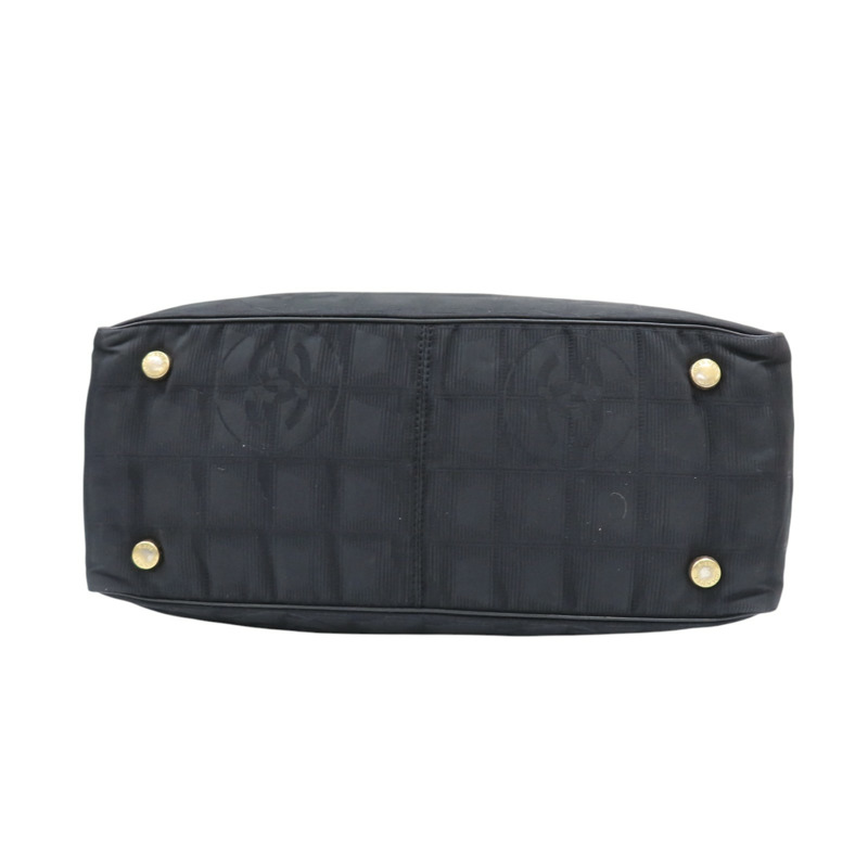 黑色尼龍 牛皮 New Travel Line 肩背包 無卡 金扣 背帶老化【CHANEL 香奈兒】 A20457-3