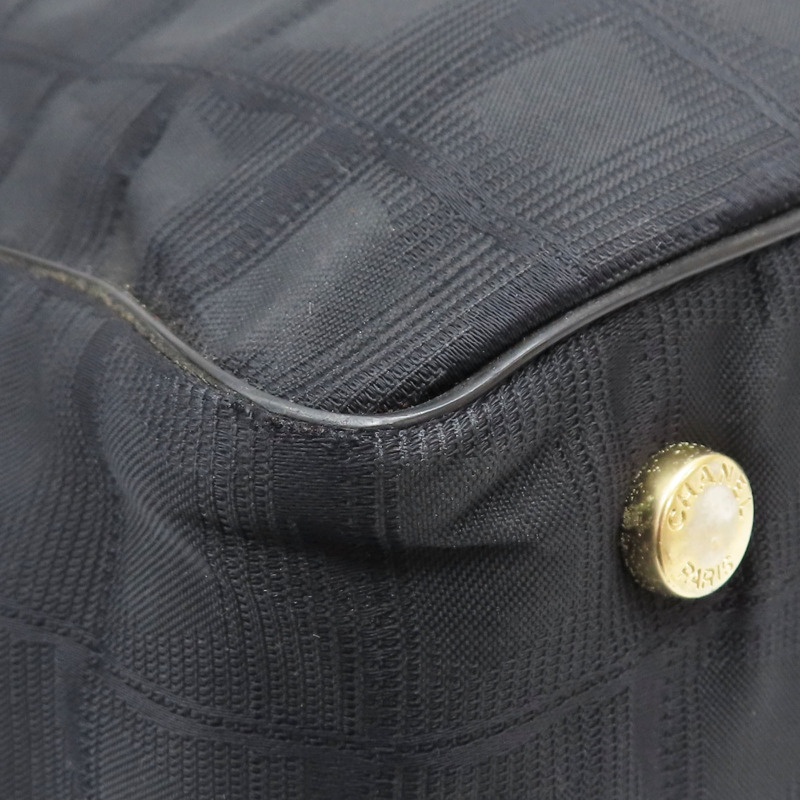 黑色尼龍 牛皮 New Travel Line 肩背包 無卡 金扣 背帶老化【CHANEL 香奈兒】 A20457-9