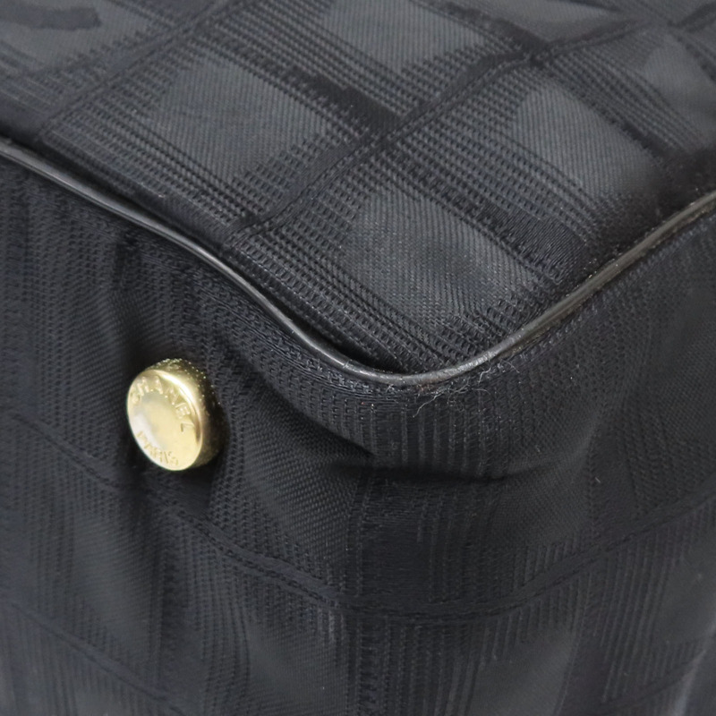黑色尼龍 牛皮 New Travel Line 肩背包 無卡 金扣 背帶老化【CHANEL 香奈兒】 A20457-10