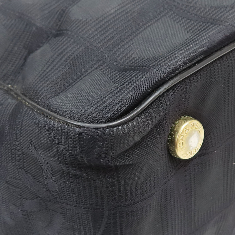 黑色尼龍 牛皮 New Travel Line 肩背包 無卡 金扣 背帶老化【CHANEL 香奈兒】 A20457-11