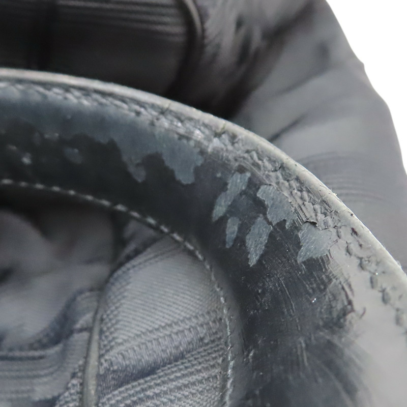 黑色尼龍 牛皮 New Travel Line 肩背包 無卡 金扣 背帶老化【CHANEL 香奈兒】 A20457-15