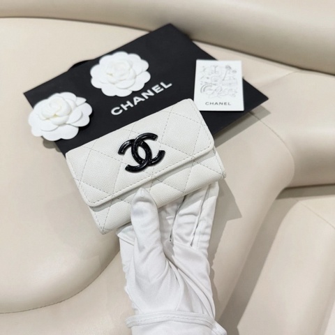 Chanel • 黑釦 荔枝牛皮翻蓋卡包