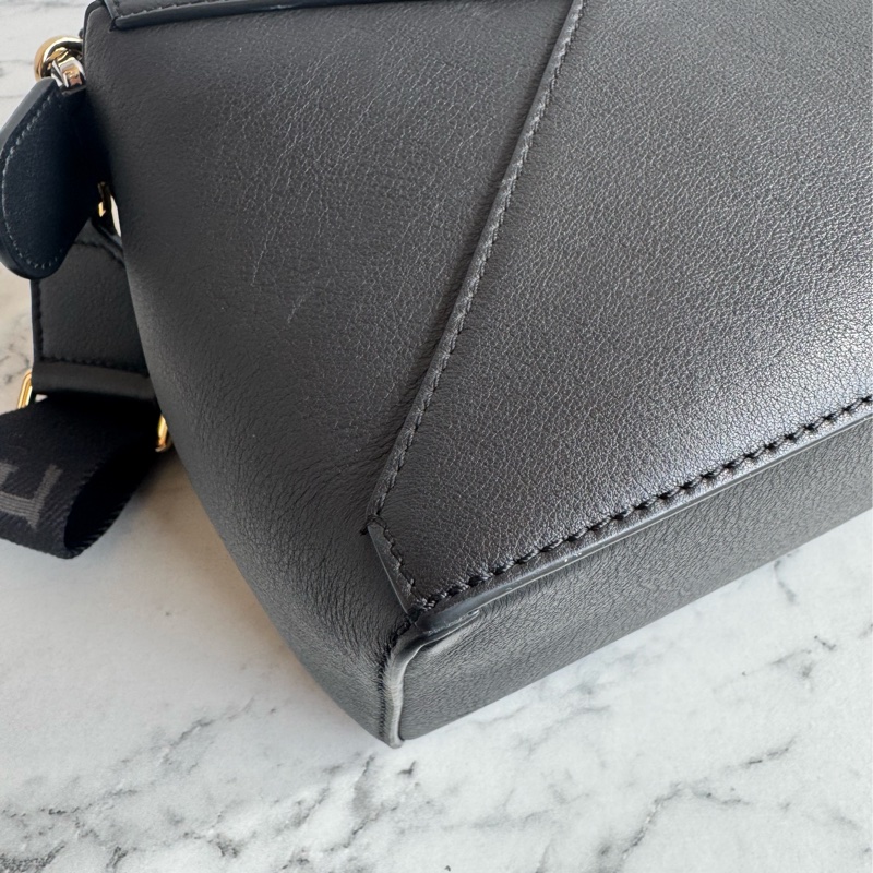 Loewe黑色puzzle 男女都可駕馭✨半價割愛-8