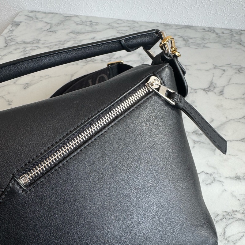 Loewe黑色puzzle 男女都可駕馭✨半價割愛-11