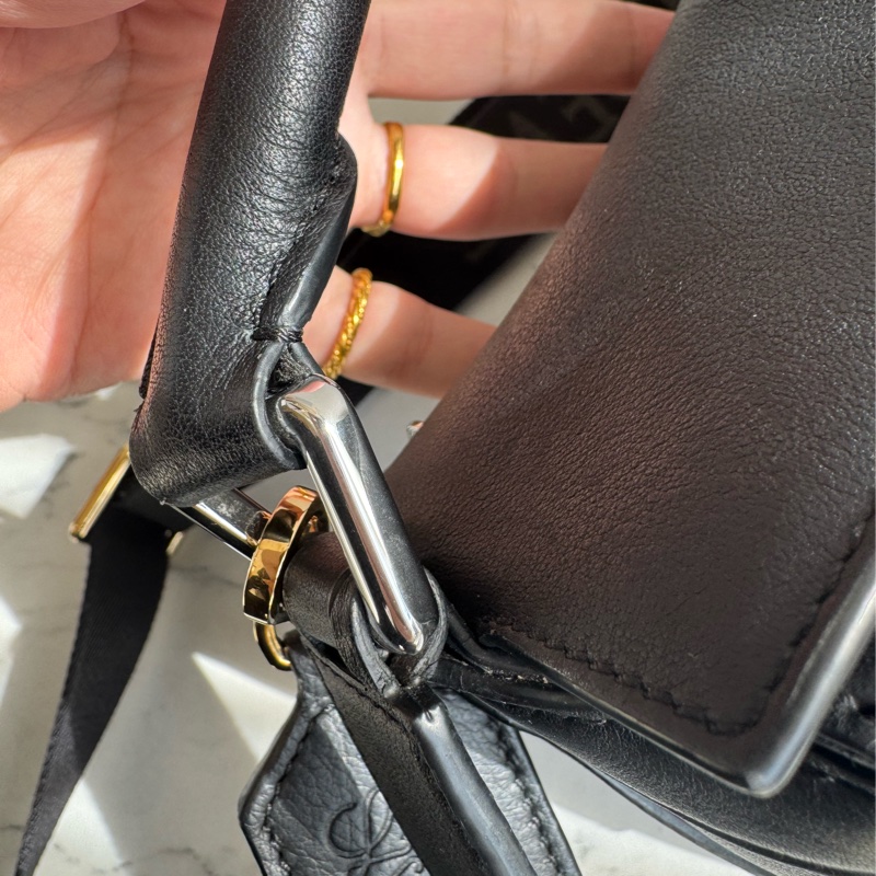 Loewe黑色puzzle 男女都可駕馭✨半價割愛-33