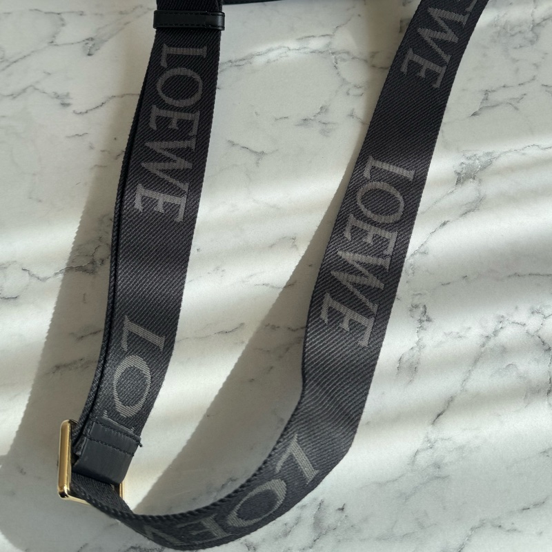 Loewe黑色puzzle 男女都可駕馭✨半價割愛-35