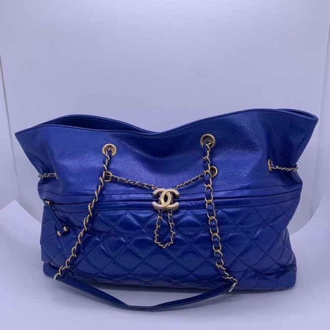 二手Chanel 香奈兒珠光藍抽繩時尚托特包，正常使用痕跡-1