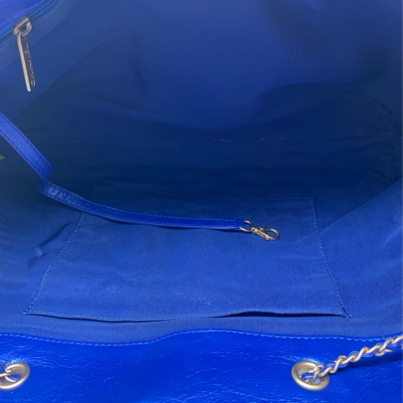 二手Chanel 香奈兒珠光藍抽繩時尚托特包，正常使用痕跡-6