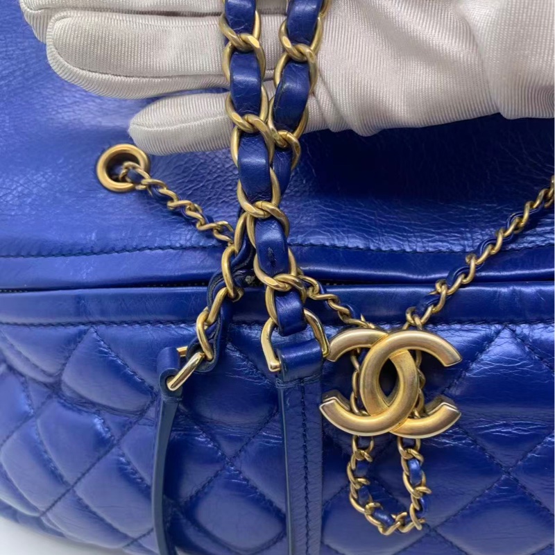 二手Chanel 香奈兒珠光藍抽繩時尚托特包，正常使用痕跡-9