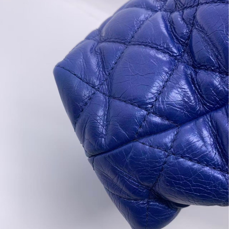 二手Chanel 香奈兒珠光藍抽繩時尚托特包，正常使用痕跡-10