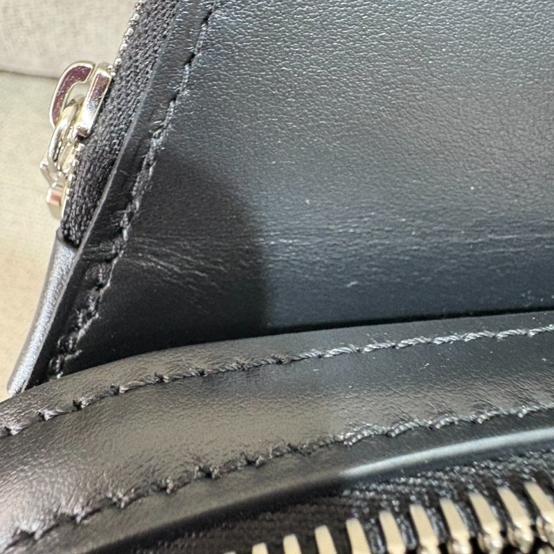 Louis Vuitton 黑花單肩包-4