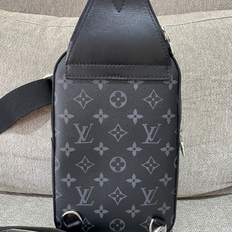 Louis Vuitton 黑花單肩包-6