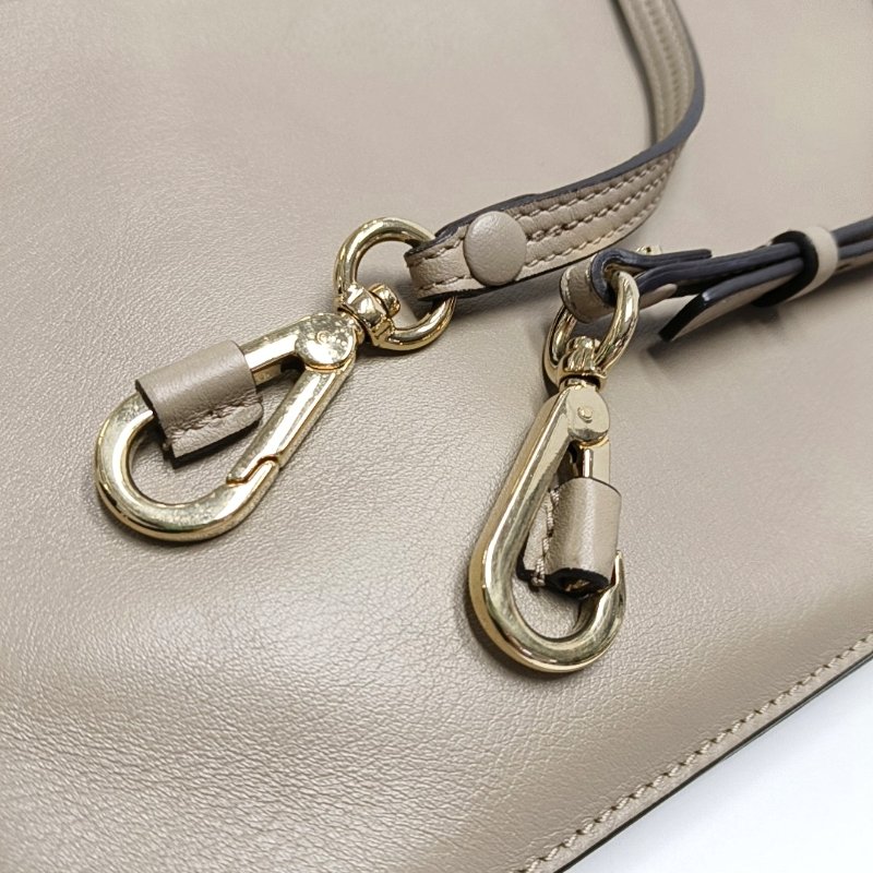 Chloe Faye中號灰色牛皮單肩包斜挎包金色五金可拆卸肩帶-13
