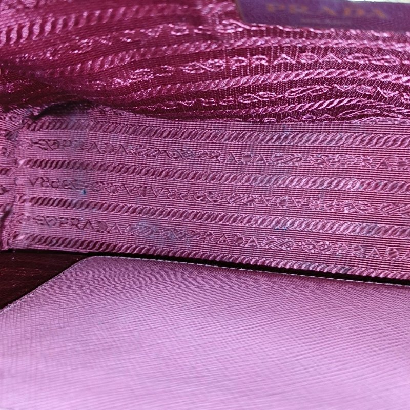 PRADA Galleria中號粉紅色牛皮徽標十字紋殺手包手提包金色五金-12