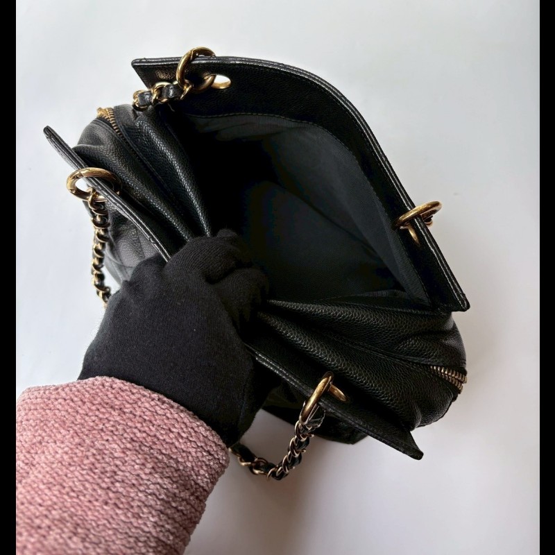 Chanel 金鍊黑荔枝皮小豆腐包 tote-16