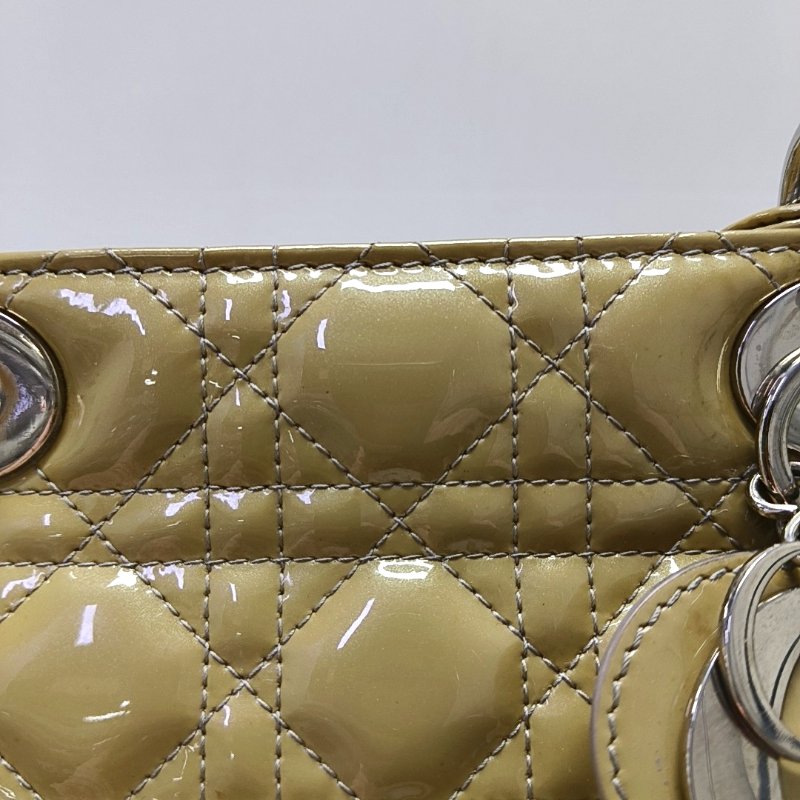 DIOR Lady Dior大號黃綠色漆皮藤格紋新絎縫戴妃七格單肩包手提包銀色五金可拆卸肩帶-8