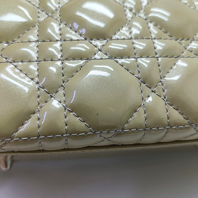 DIOR Lady Dior大號黃綠色漆皮藤格紋新絎縫戴妃七格單肩包手提包銀色五金可拆卸肩帶-12